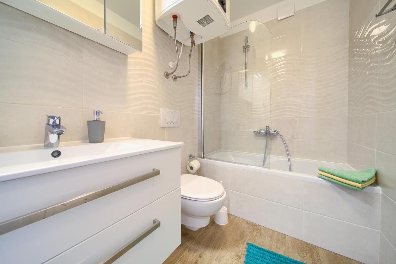 Apartments Meri Нивице Экстерьер фото